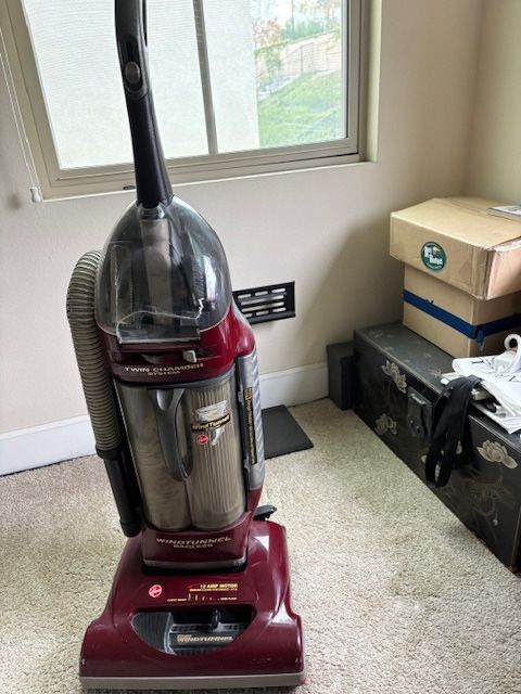 Vacuum Hover Wind Tunnel