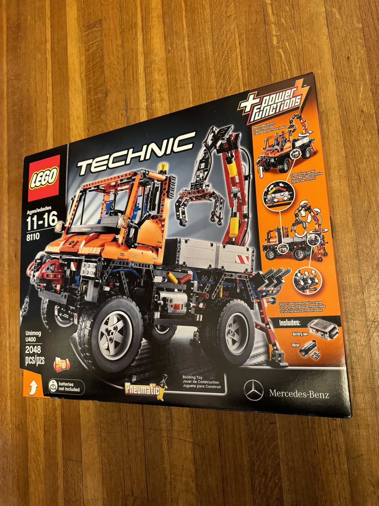 Lego TECHNIC Unimog U400 (8110) + power Functions Brand new