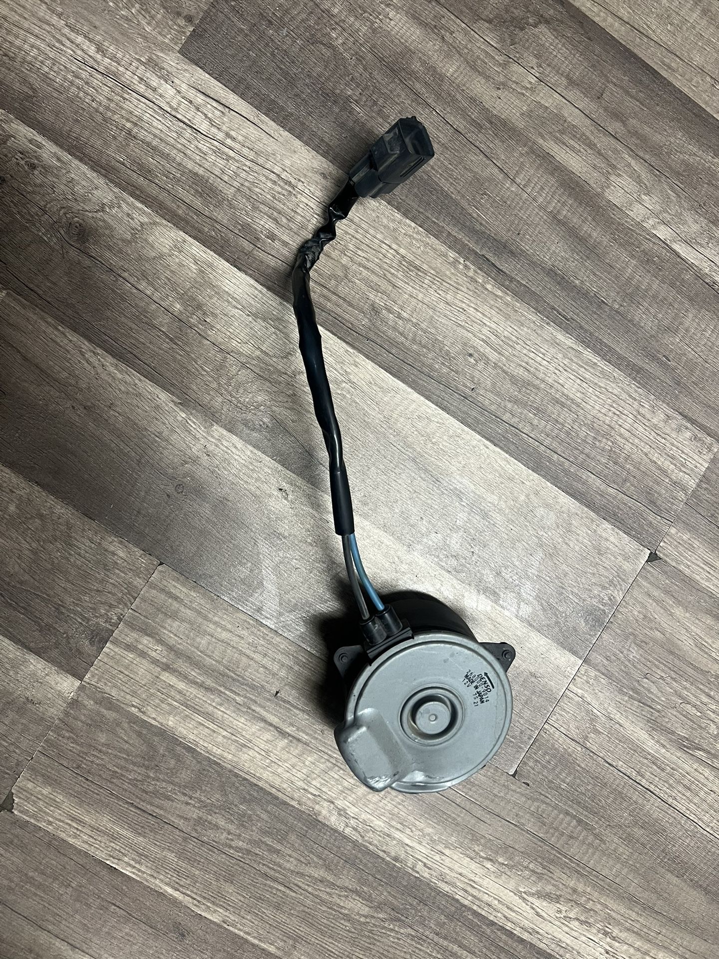 09-18 RAM 1500 5.7L Radiator Cooling Fan Motor ONLY