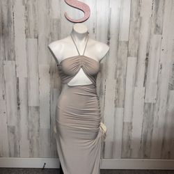 Forever 21 Beige Ruched Halter Maxi Dress  Cutout Front  Bodycon Sexy Evening Dress NWT