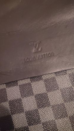 Louis Vuitton crossbody bag