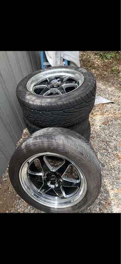 20” Weld Ventura 6 wheels and tires