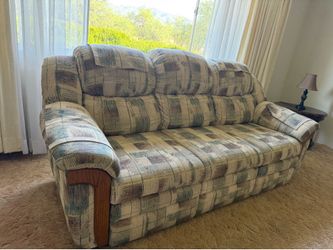 Sofa/Recliner