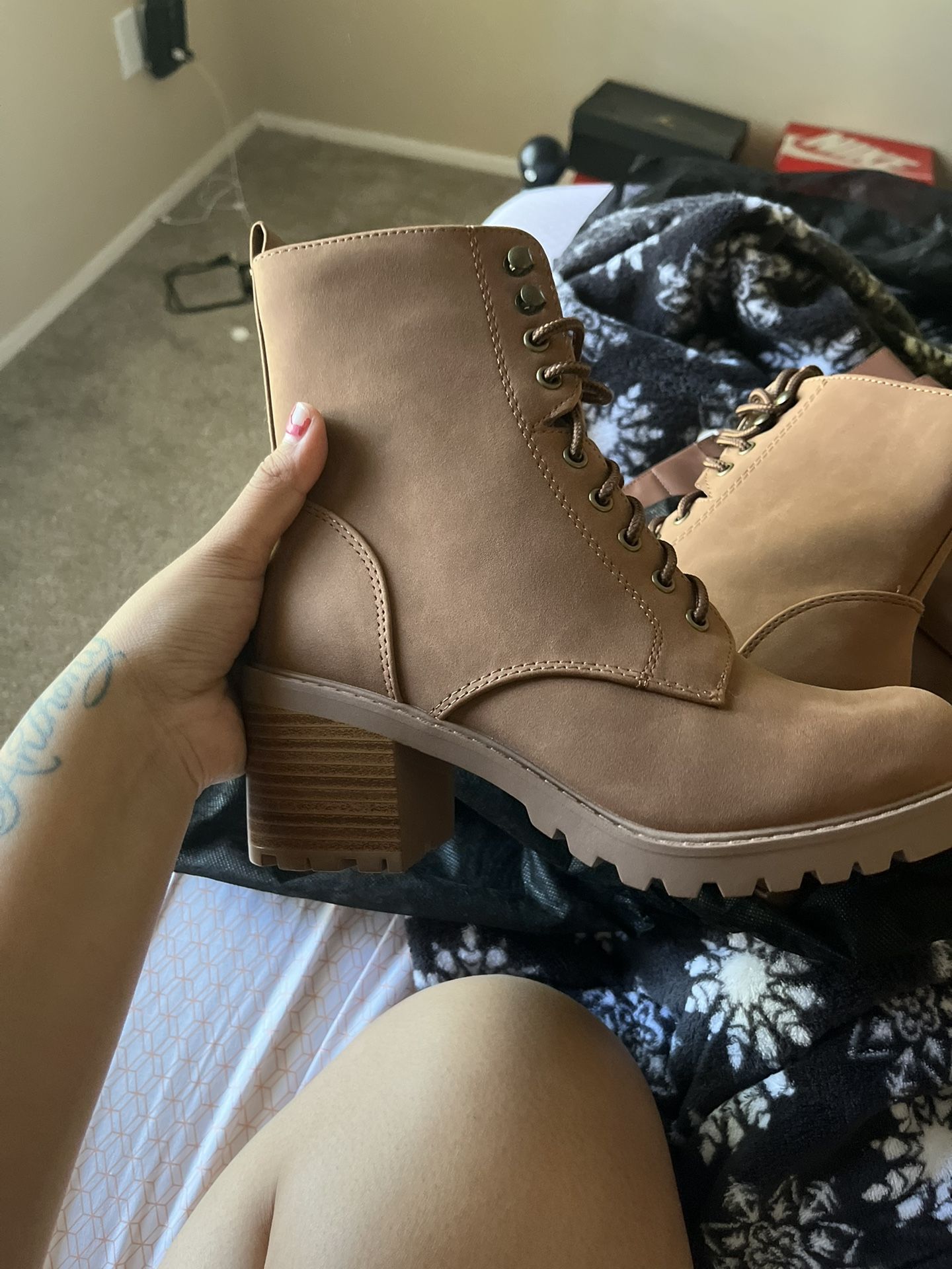 Women Boots