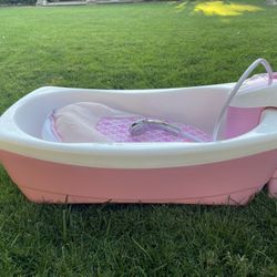 Baby Bathtub w/shower hose
