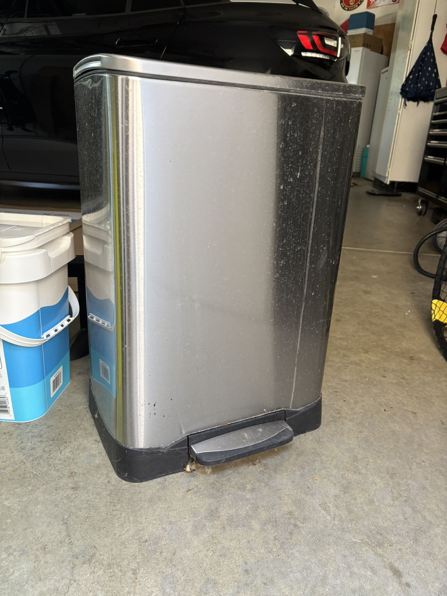 Trash Can