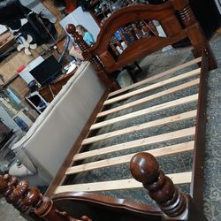 2 queen-size solid wood bed frames