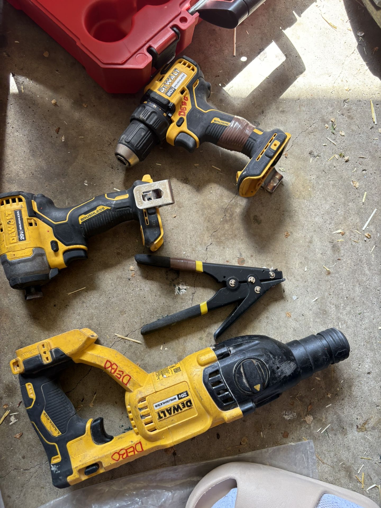 Dewalt power tools and 20v xr battery