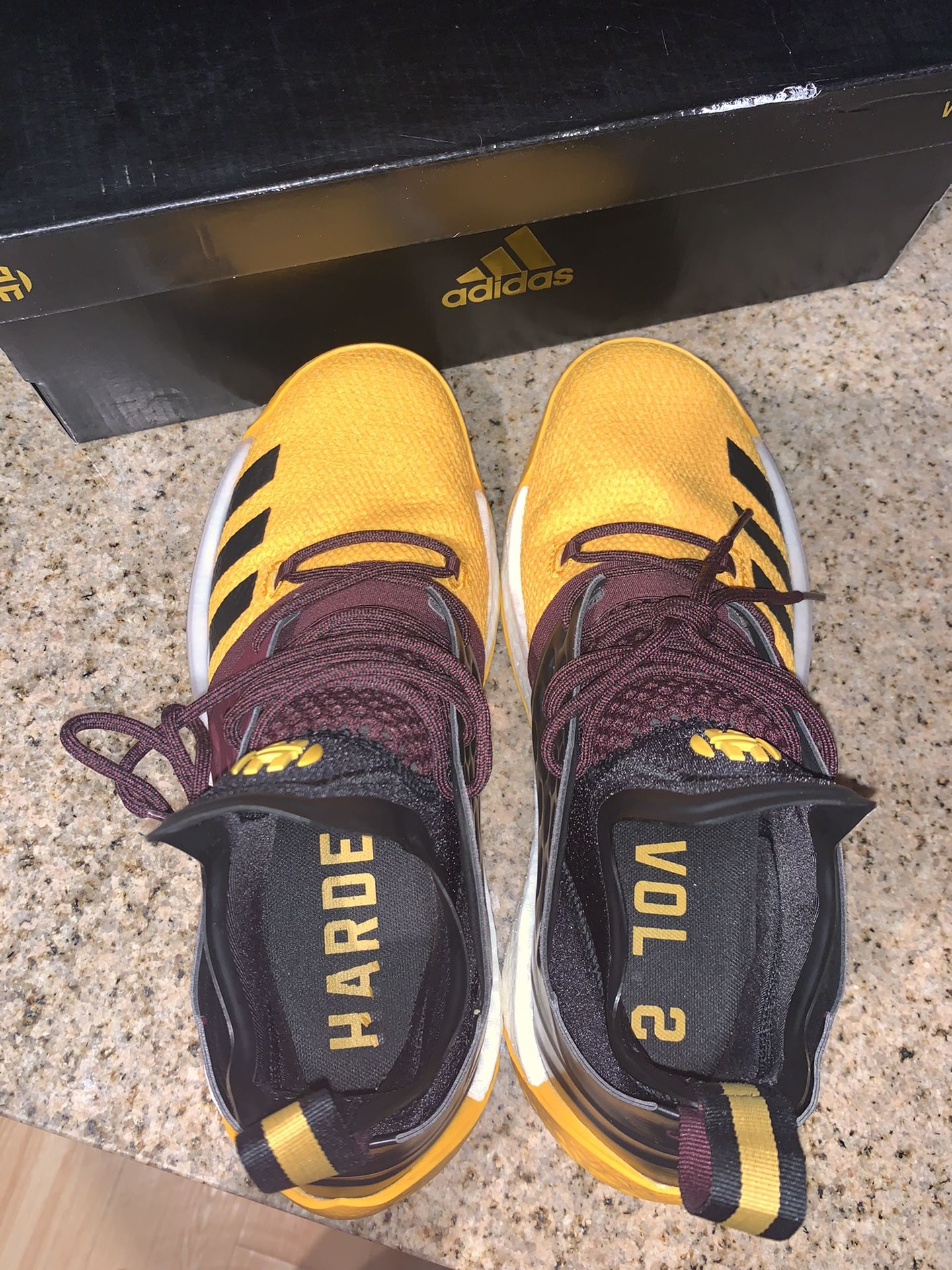 adidas Harden Vol. 2 Arizona State University Sz. 9.5M