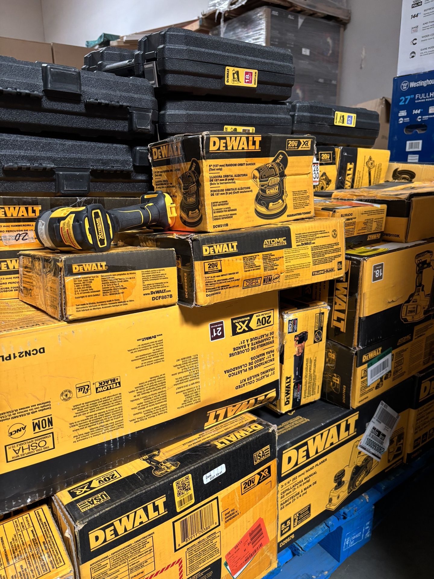 Dewalt Tools One Pallet For Sale, 54 Pieces
