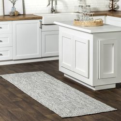 Nuloom 2 X 18 Solid Hand Braided Indoor/Outdoor Area Rug Pet-Friendly High
