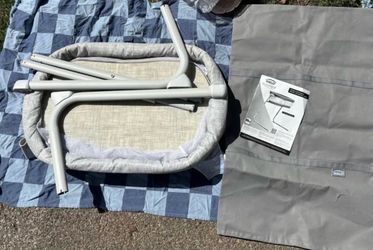 HALO BassiNest Baby Bassinet with Accessories