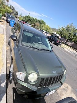 Jeep Compass SUV – Green