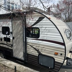 2016 Forest River RV Cherokee 