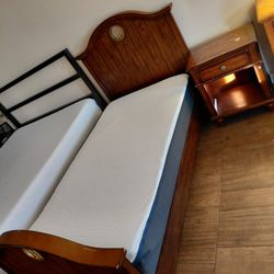 Brown Wooden Twin Bedroom Set 