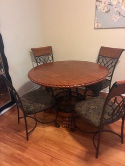 Dinette set solid wood & iron