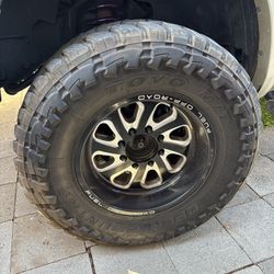 18x8 8x6.5 Fuel Wheels 