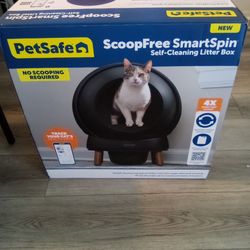 Pet Safe Scoop Free Smart Spin Self-Cleaning Litter Box