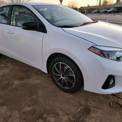 Toyota Corolla/Runs And Drive Great 