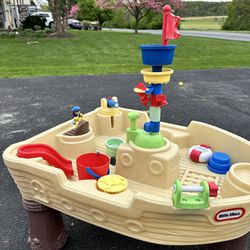 Little Tikes Pirate Water Table