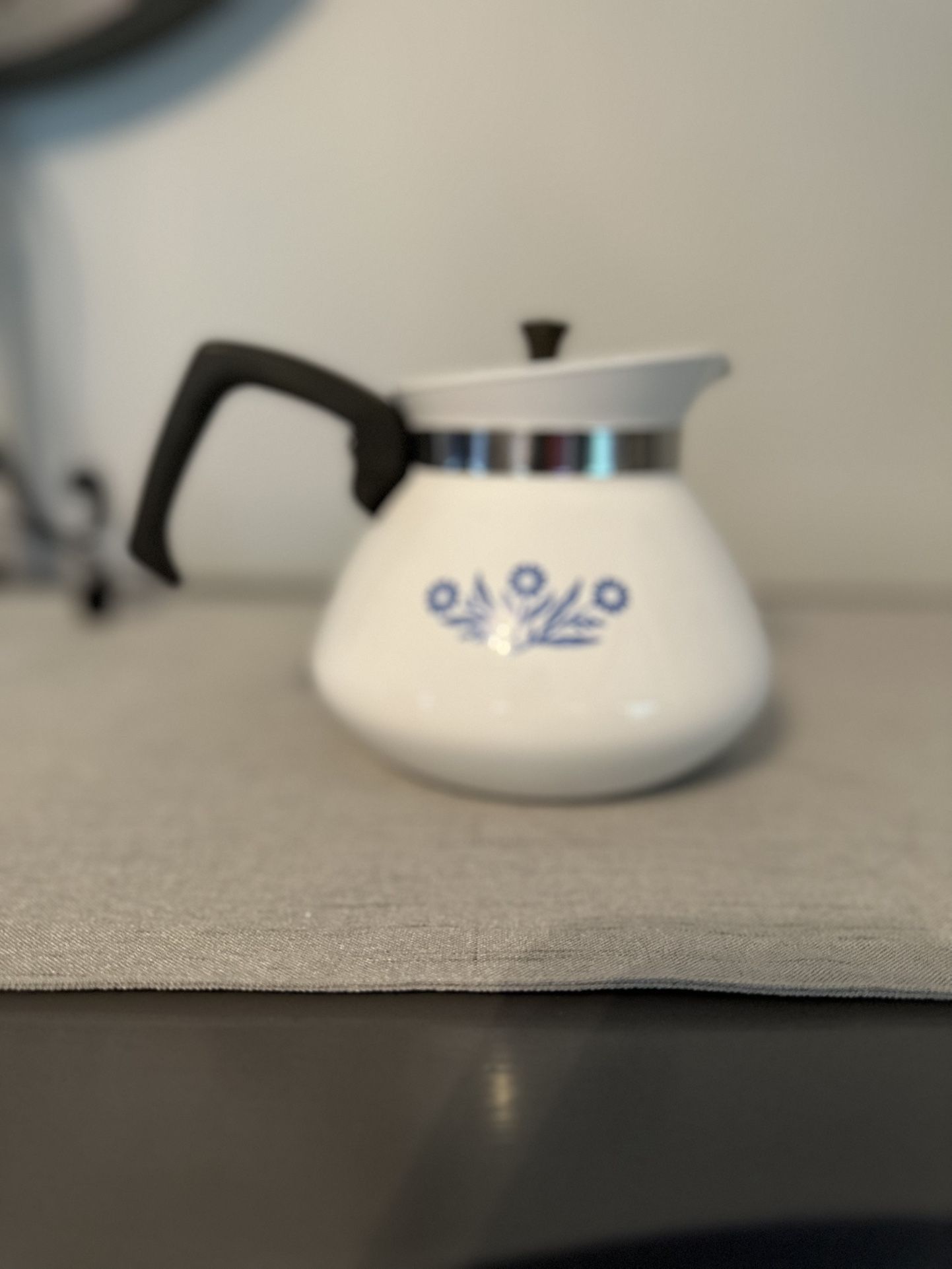 Vintage Corning Ware Blue Cornflower 6 Cup Coffee Teapot