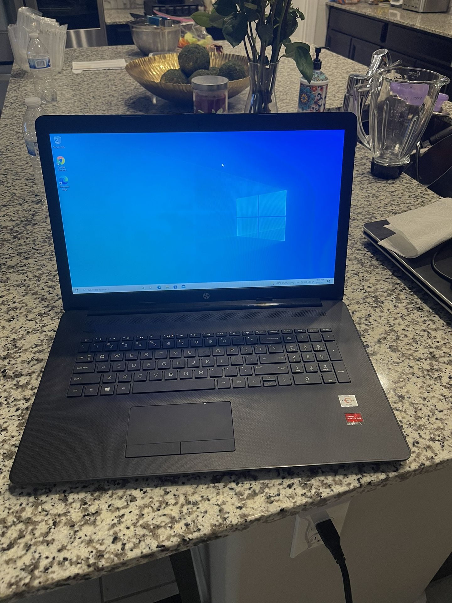 2021 HP LAPTOP MODEL 17z CA200 Electronics & Media