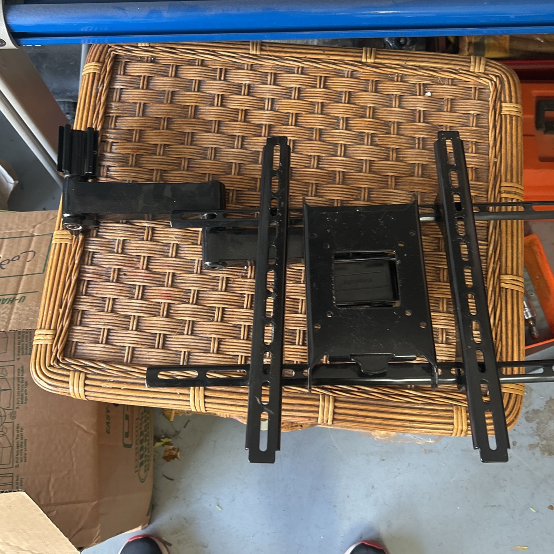 Tv Wall Mount No Hardware