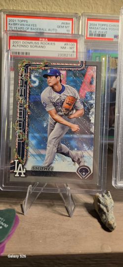 Shohei Ohtani Topps Holiday Dodgers Baseball Card
