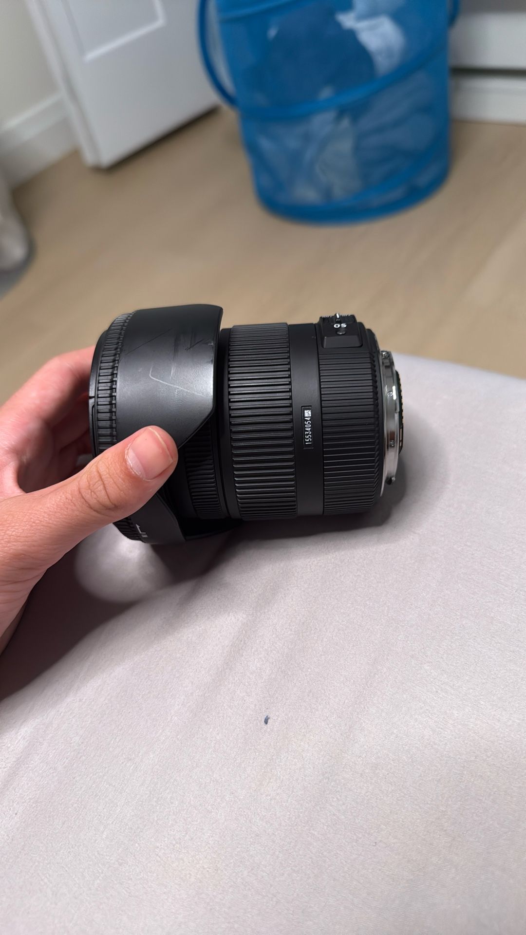 Sigma 17-50mm f/2.8 EX DC OS HSM FLD Large Aperture Standard Zoom Lens for Canon Digital DSLR Camera