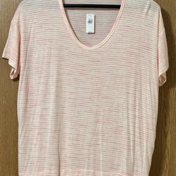 Brand new with tags. Old Navy Luxe Striped V-Neck T-Shirt Size L
