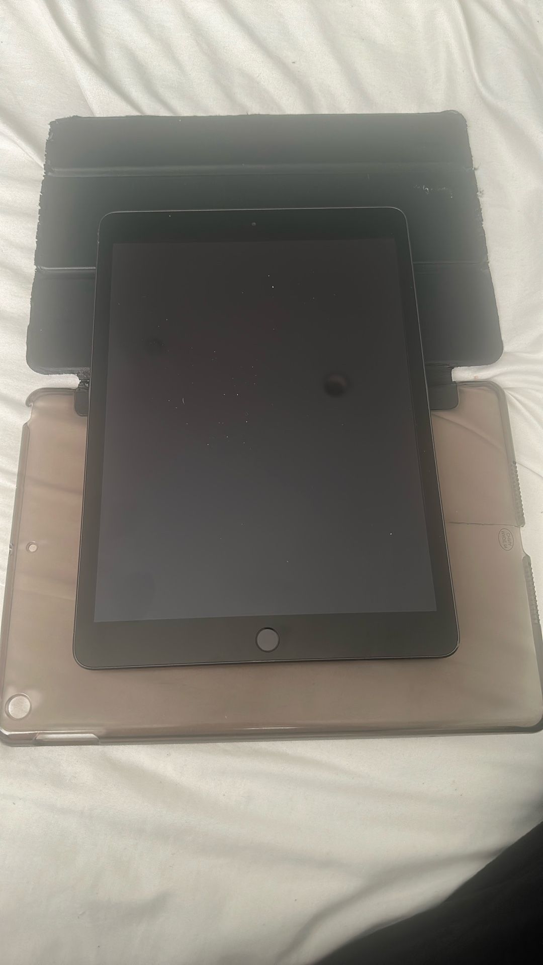 iPad Model Number MW742LL/A 32gb