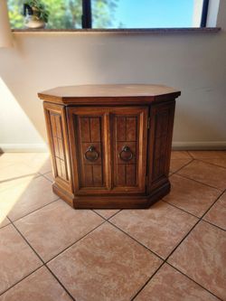 Sleek Parquet Metal Cocktail Table