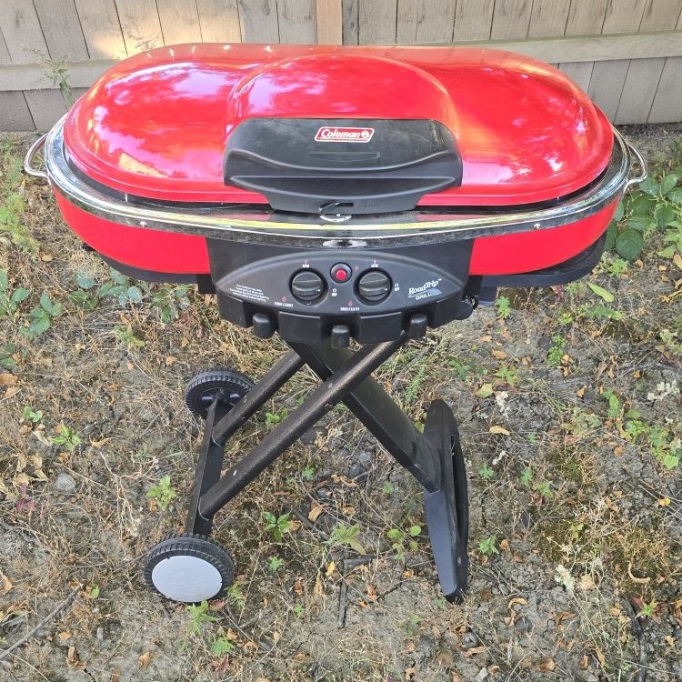 COLEMAN ROADTRIP GRILL RED for Sale in Boring, OR - OfferUp