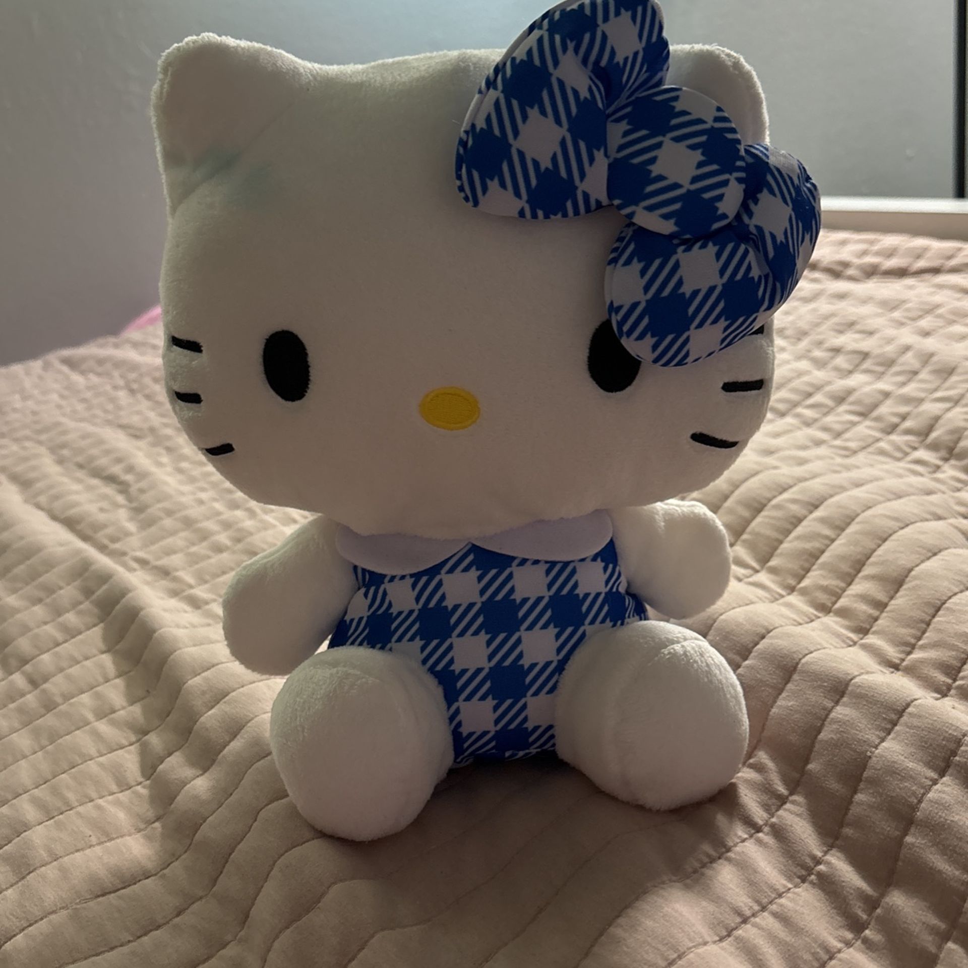 hello kitty plushie