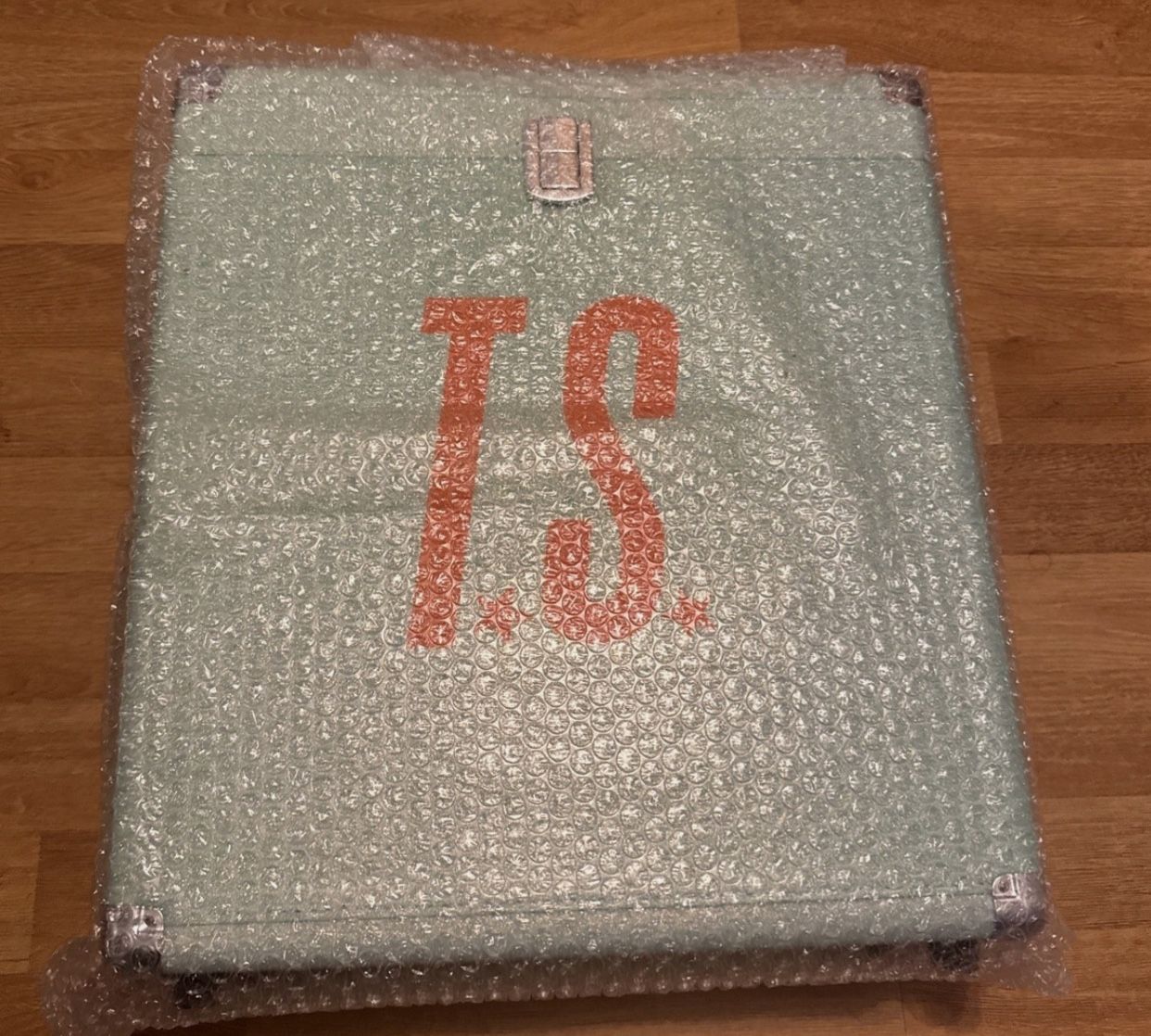 Taylor Swift The Life of a Showgirl Vinyl Case