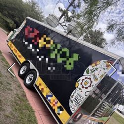 FOOD TRAILER - MOBILE KITCHEN