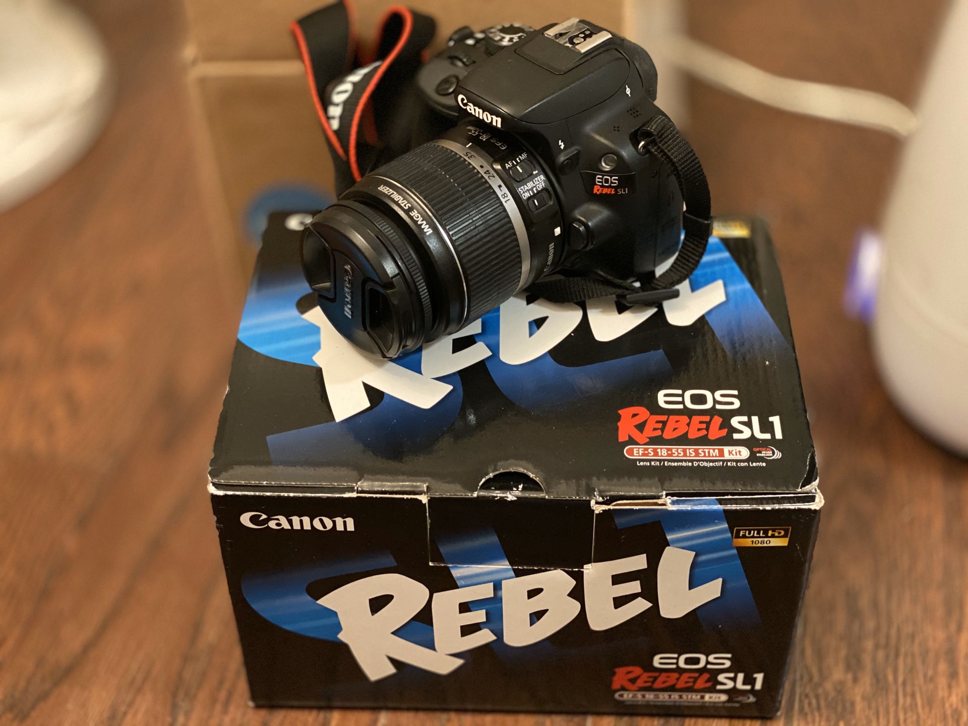 Canon EOS Rebel SL1 black