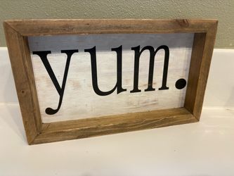 Yum sign