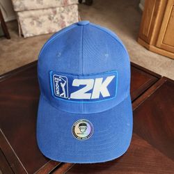 PGA TOUR Noggin Boss oversized cap.
Approximately 15"L x 10" Tall. Avondale