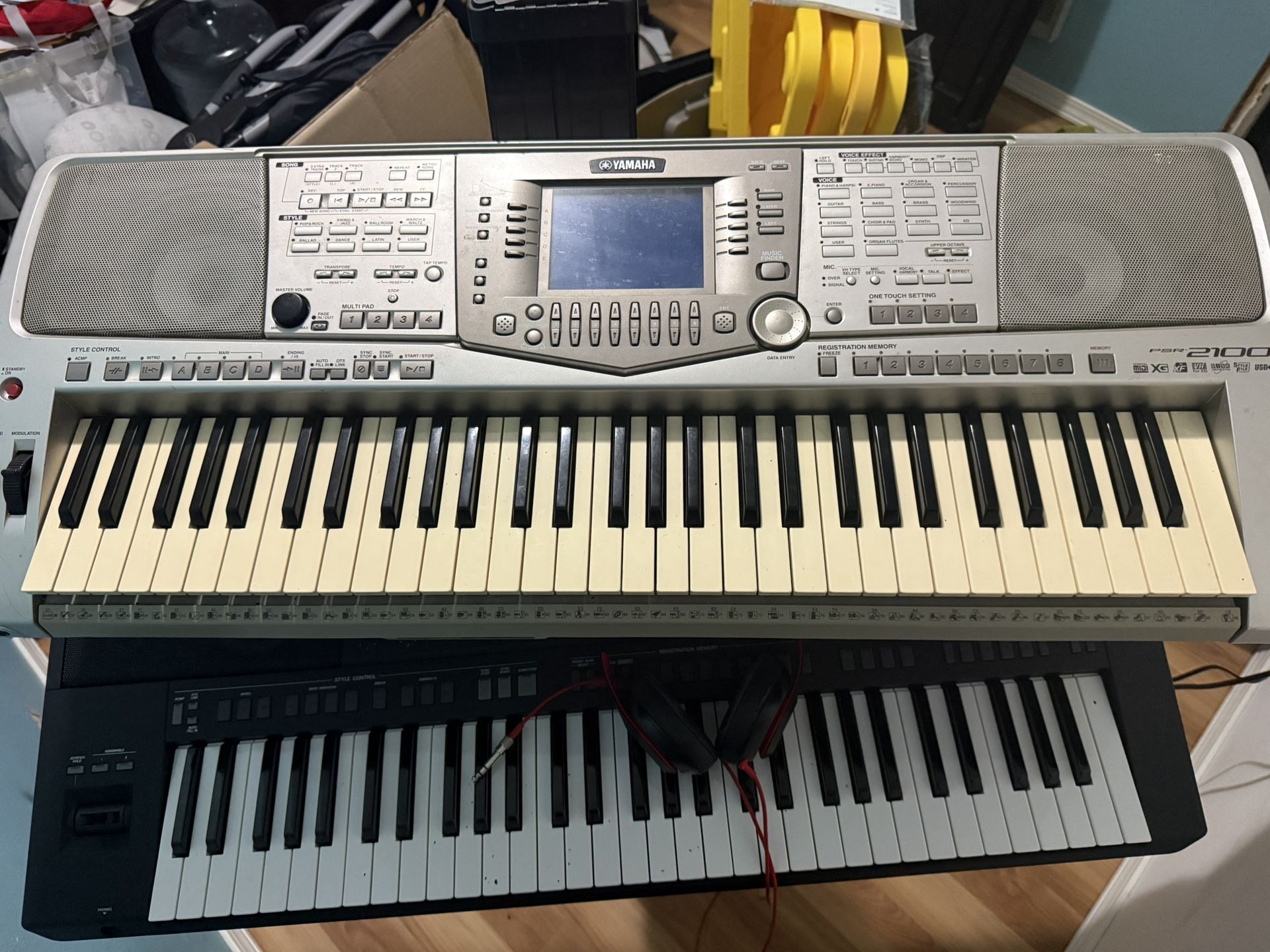 Yamaha PSR 2100