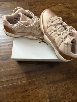 Womens AJ 11
