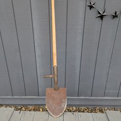 Commercial  Pony  Shovel 