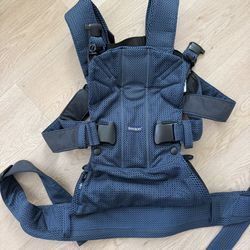 Baby Bjorn Carrier - Navy blue