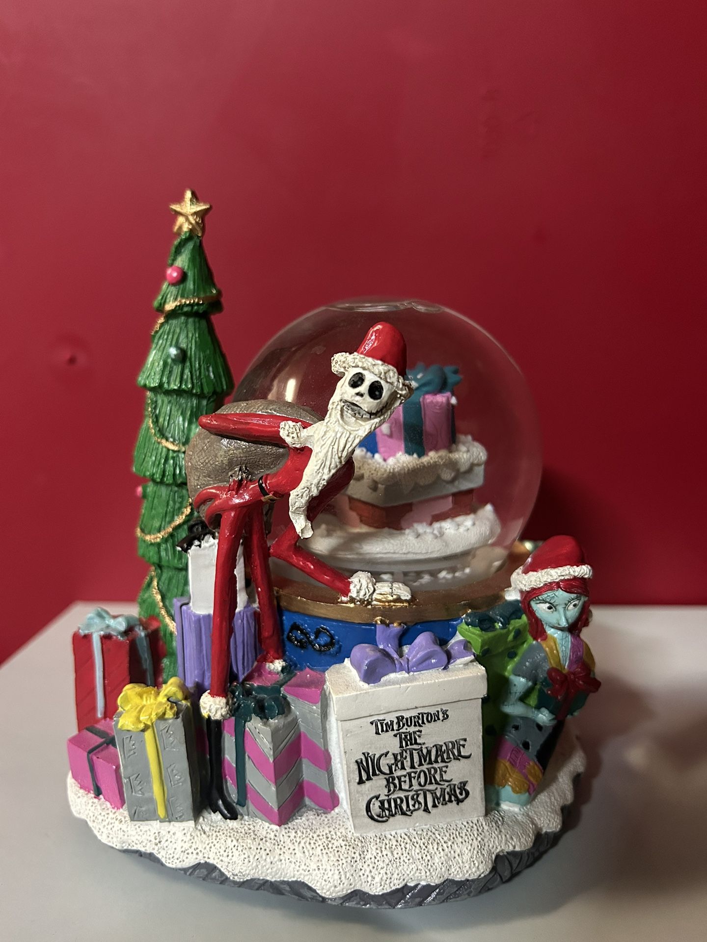 Jack Skellington Musical Snow Globe 