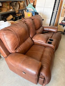 Dual Power Recliner