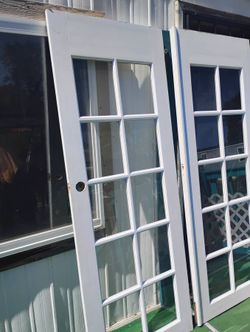 Pair of French Doors in good condition