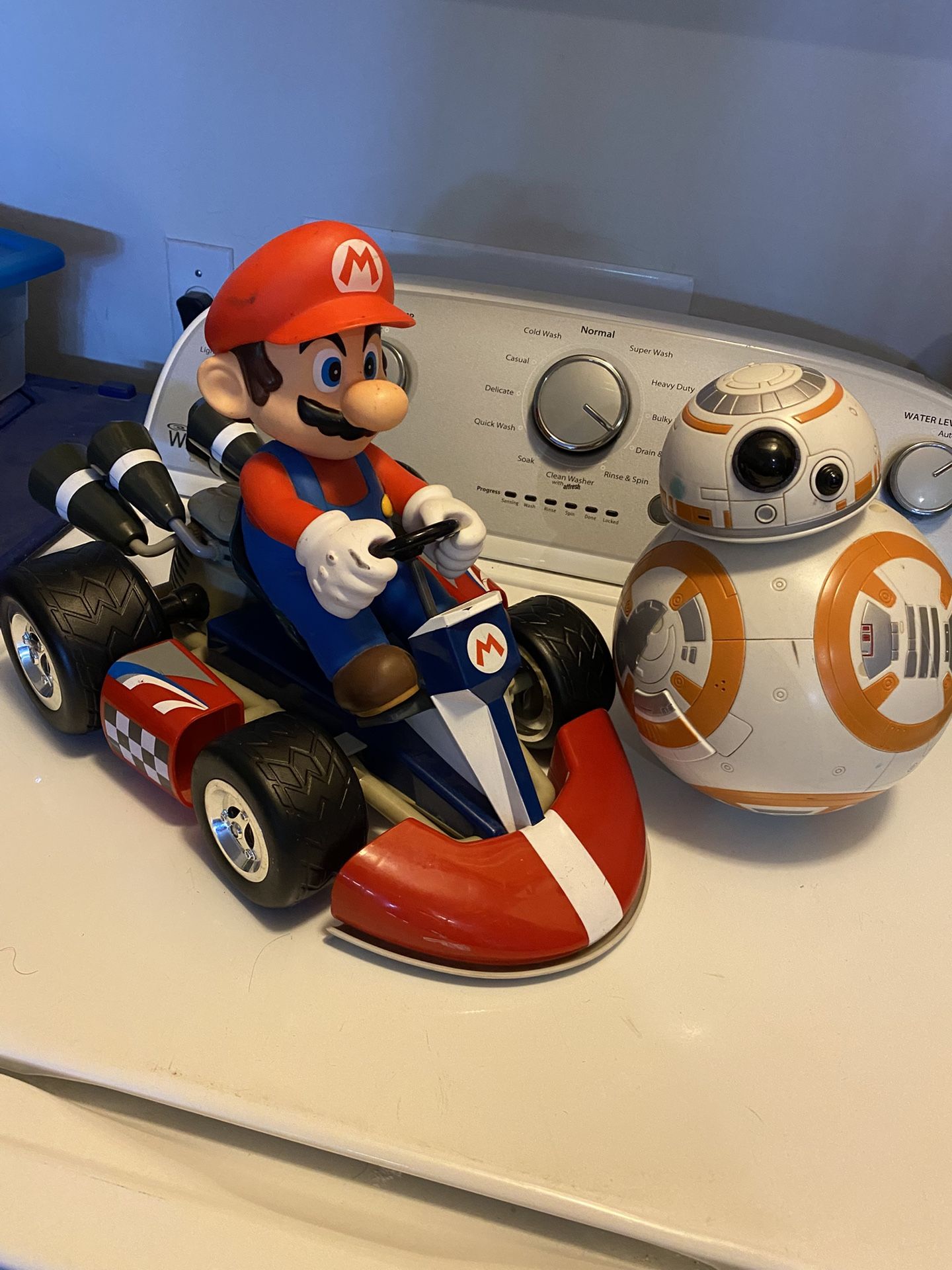 Mario kart And Start War Figure
