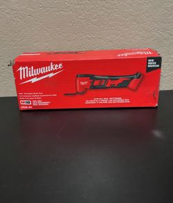 Milwaukee Oscillating Multi- Tool