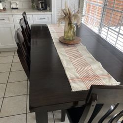 Dinning Table