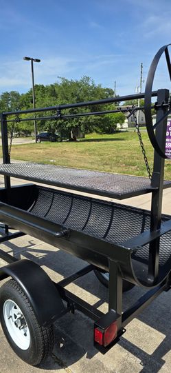 Heavy-duty  Santa Maria Grill